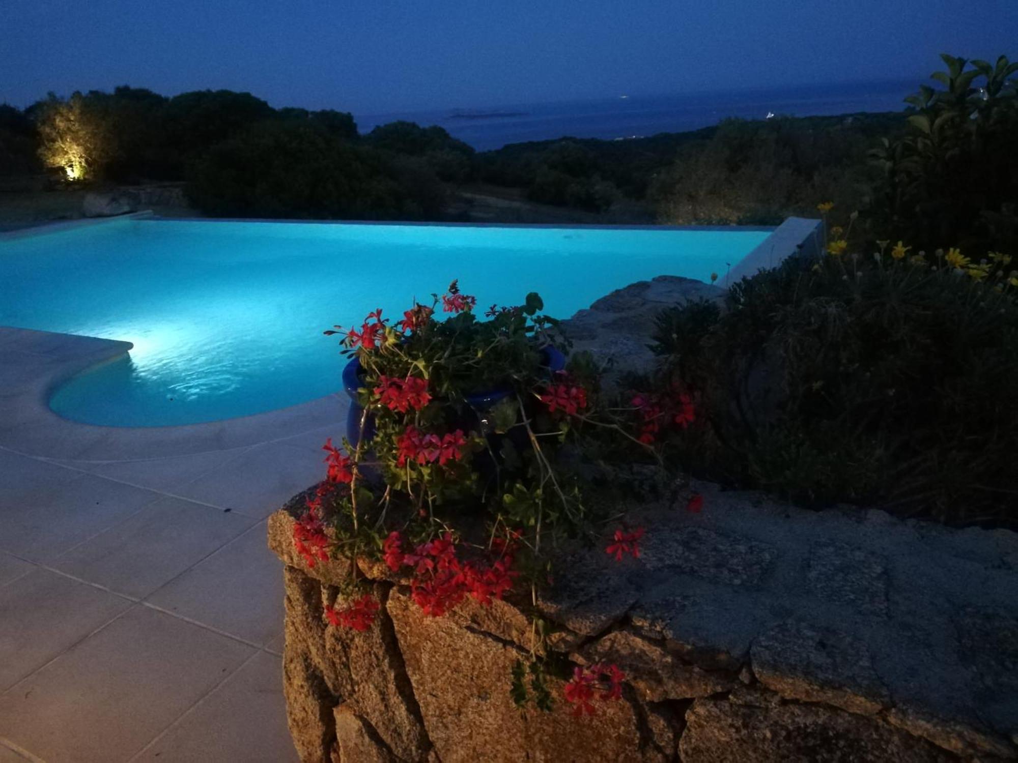 La Sima Villa Con Piscina Vista Mare San Pantaleo Sardegna المظهر الخارجي الصورة